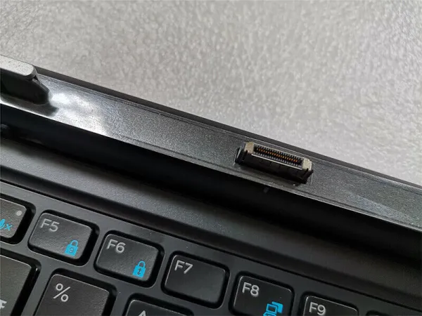 New Dell Latitude 13 7350 Laptop Docking Keyboard - Image 4